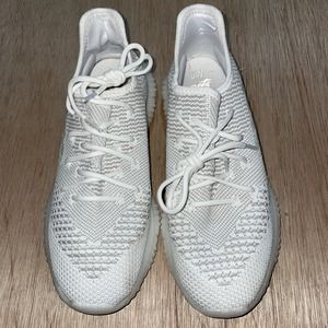 AVIA WOMEN'S MIXED KNIT ATHLETIC MEMORY FOAM SNEAKER SHOES 9 (WIDE) WHITE‎